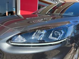 FORD Kuga usata, con Bracciolo