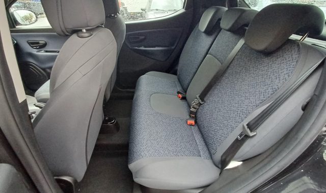 LANCIA Ypsilon usata, con Fendinebbia