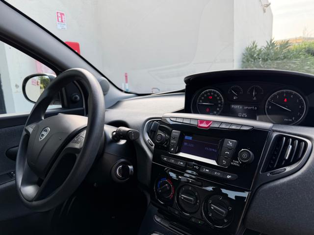 LANCIA Ypsilon usata, con Isofix