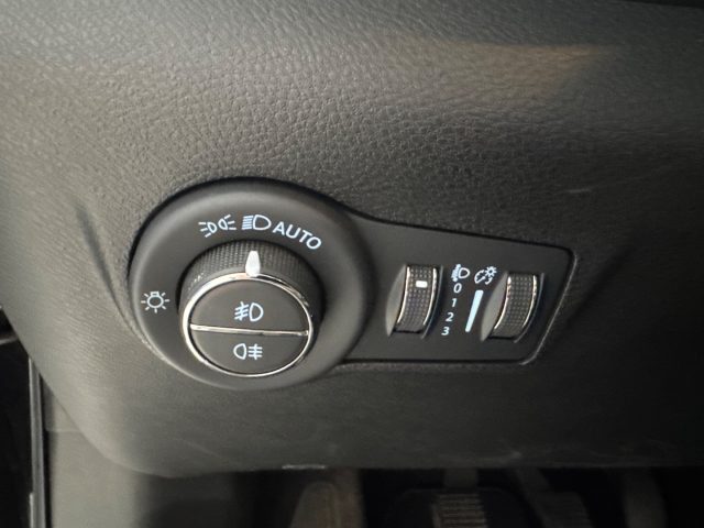 JEEP Compass usata, con Volante in pelle