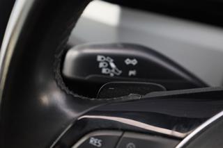 VOLKSWAGEN Multivan usata, con Sistema di navigazione