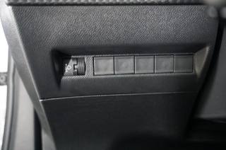 PEUGEOT 2008 usata, con Luci diurne LED