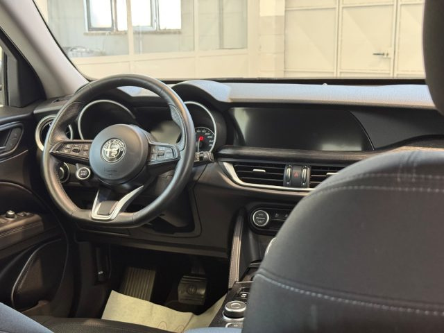 ALFA ROMEO Stelvio usata, con Sistema di navigazione