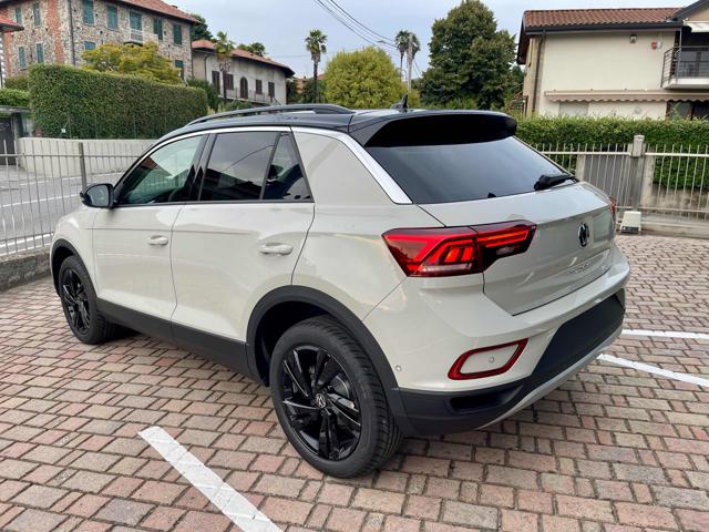 VOLKSWAGEN T-Roc usata, con Autoradio