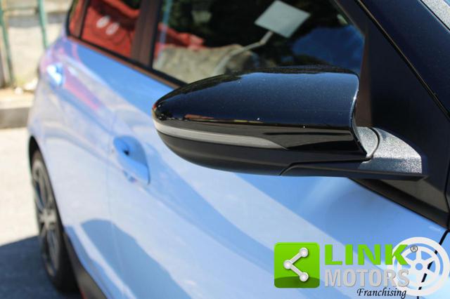 HYUNDAI i20 usata, con Sensori di parcheggio posteriori