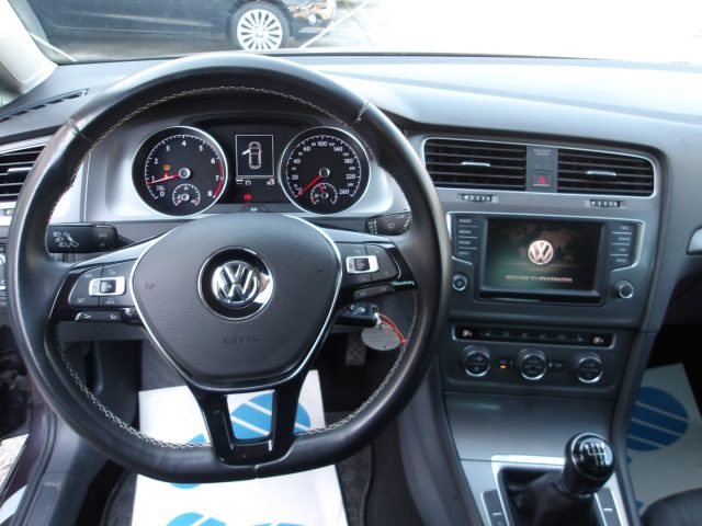 VOLKSWAGEN Golf usata, con Frenata d