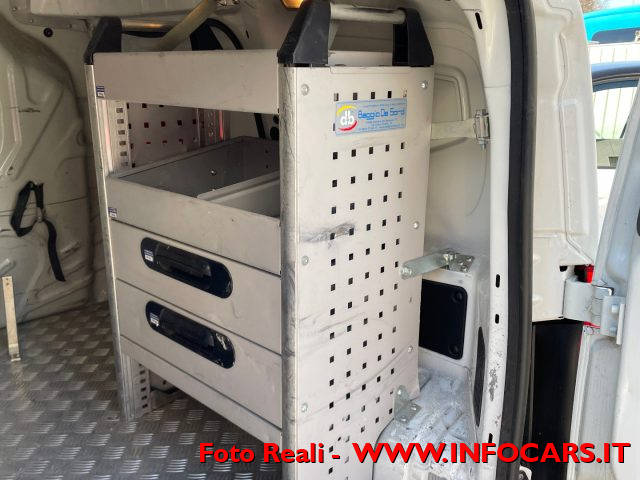 FIAT Fiorino usata, con Monitoraggio pressione pneumatici