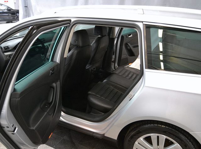 VOLKSWAGEN Passat usata, con Airbag laterali