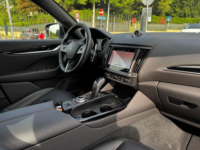 MASERATI Levante usata, con Servosterzo