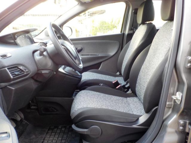 LANCIA Ypsilon usata, con Airbag testa