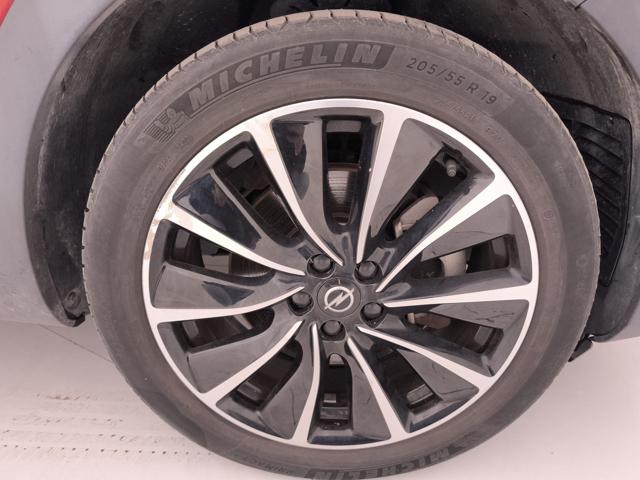 OPEL Grandland usata, con Sensore di luce