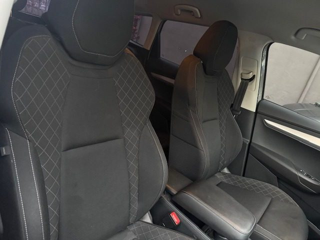 SKODA Karoq usata, con Fendinebbia