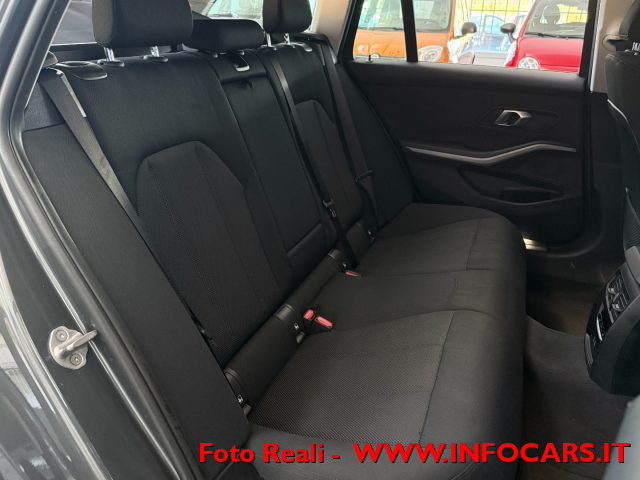 BMW 330 usata, con Boardcomputer