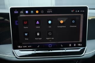VOLKSWAGEN Passat usata, con Climatizzatore automatico, 3 zone