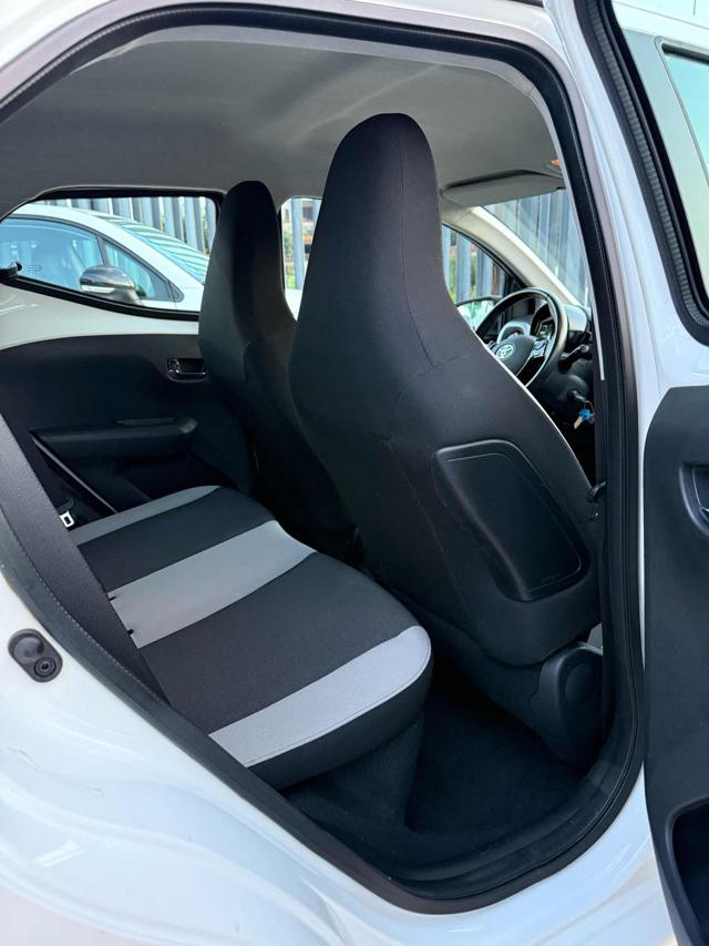 TOYOTA Aygo usata, con Chiusura centralizzata
