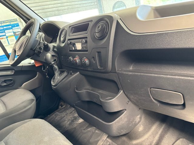 RENAULT Master usata, con Bracciolo