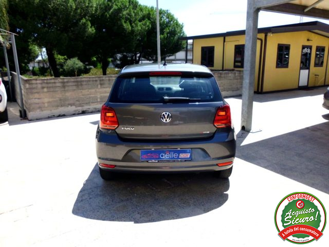VOLKSWAGEN Polo usata, con Autoradio