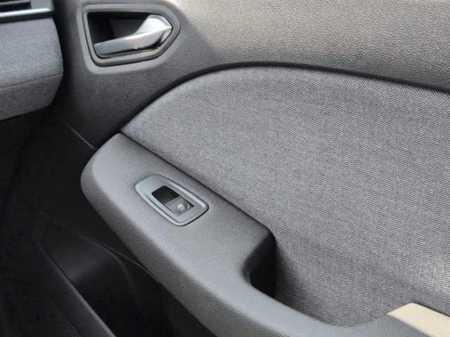 RENAULT Clio usata, con USB