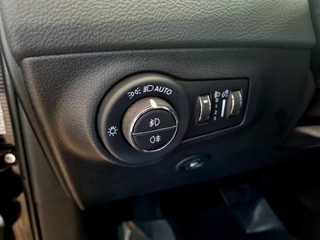 JEEP Compass usata, con Park Distance Control
