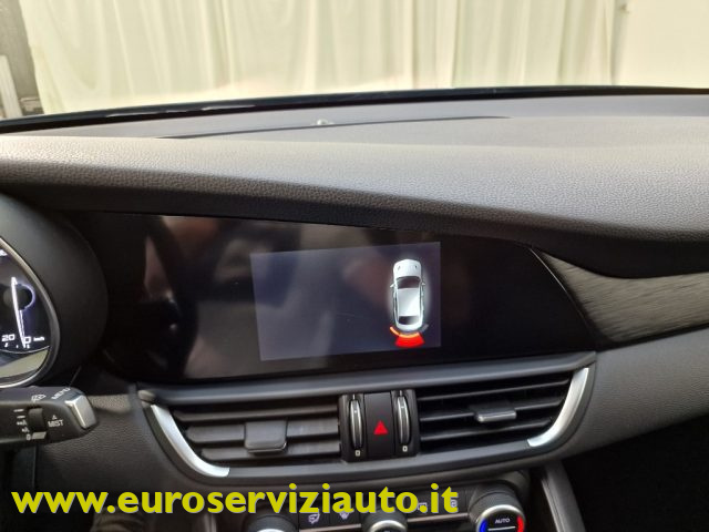 ALFA ROMEO Giulia usata, con Sensori di parcheggio posteriori