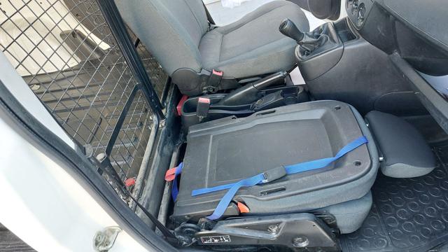 FIAT Fiorino usata, con Sensori di parcheggio posteriori