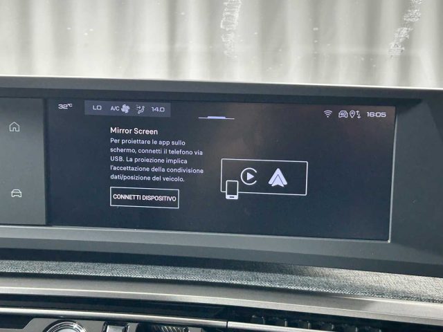 PEUGEOT 5008 usata, con Sensore di luce