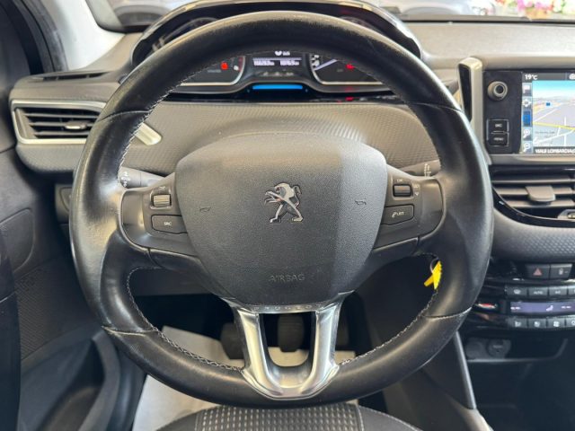 PEUGEOT 208 usata, con Controllo automatico clima