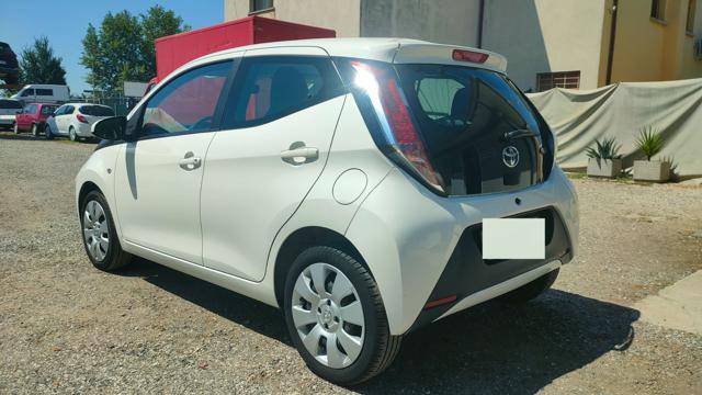 TOYOTA Aygo usata, con Alzacristalli elettrici