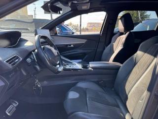 PEUGEOT 3008 usata, con Sistema di navigazione