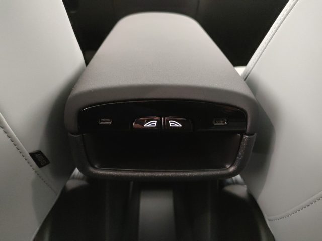 VOLVO EX30 usata, con Controllo vocale