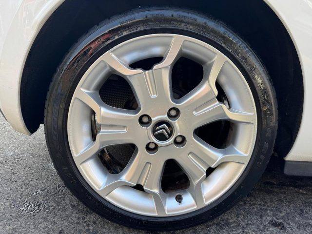 DS AUTOMOBILES DS 3 usata, con Sistema di navigazione