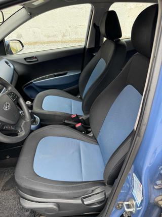 HYUNDAI i10 usata, con Airbag laterali