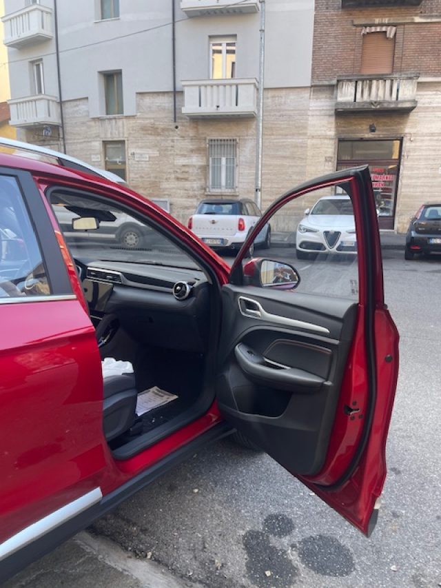 MG ZS usata, con Fendinebbia