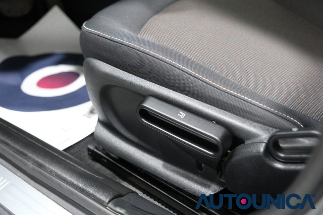 MINI Cooper usata, con Touch screen