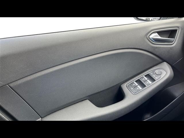 RENAULT Clio usata, con Isofix