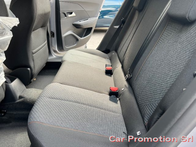 PEUGEOT 2008 usata, con Climatizzatore