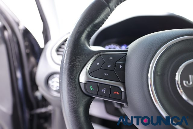 JEEP Renegade usata, con USB