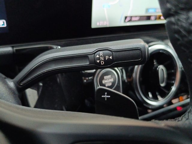 MERCEDES-BENZ B 180 usata, con Fari LED