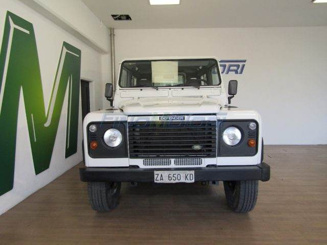 LAND ROVER Defender usata, con Servosterzo