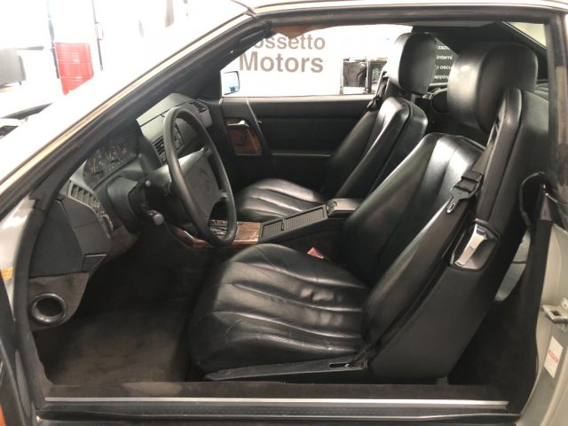 MERCEDES-BENZ SL 300 usata, con Bracciolo