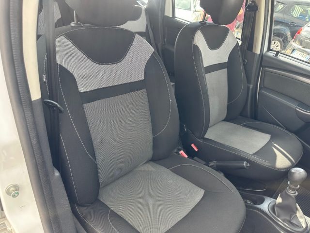 DACIA Duster usata, con Airbag posteriore