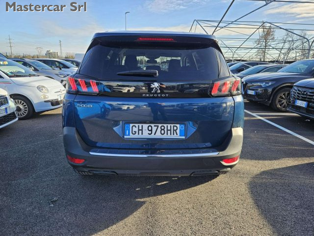 PEUGEOT 5008 usata, con Alzacristalli elettrici
