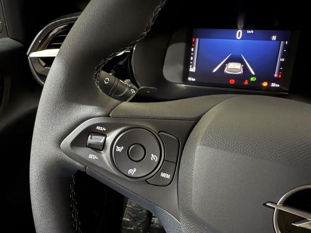 OPEL Corsa usata, con Park Distance Control