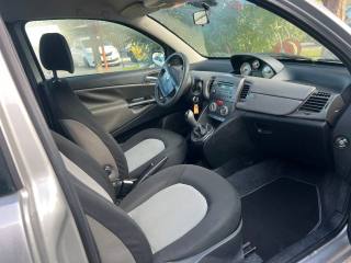 LANCIA Ypsilon usata, con Chiusura centralizzata