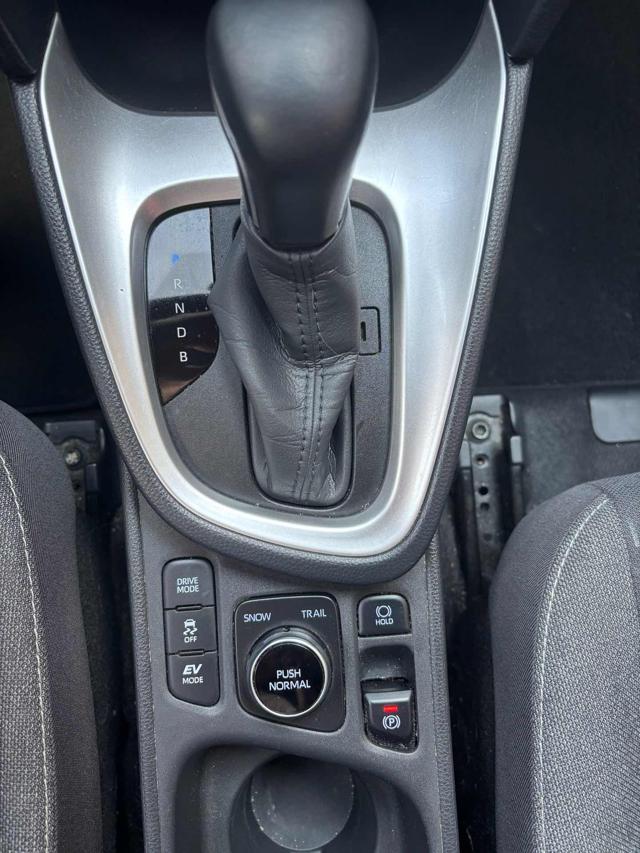 TOYOTA Yaris Cross usata, con ESP