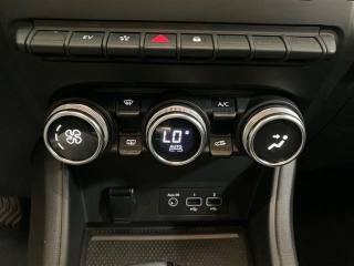 RENAULT Captur usata, con Hill holder