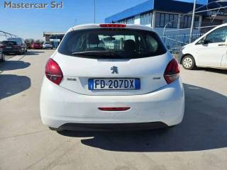 PEUGEOT 208 usata, con Boardcomputer