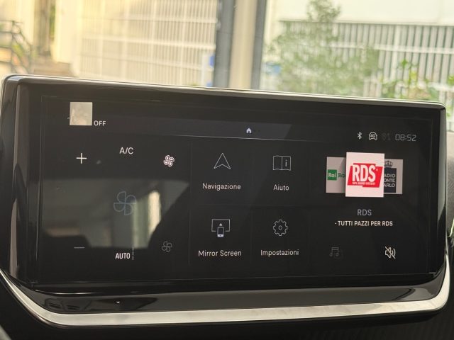 PEUGEOT 208 usata, con Fari LED