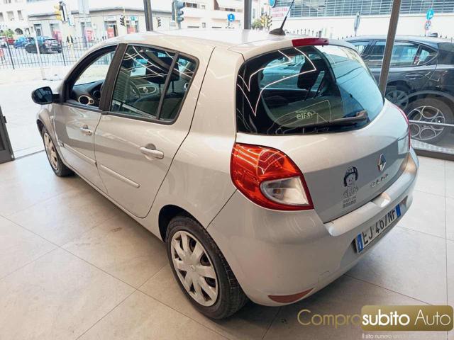RENAULT Clio usata, con Chiusura centralizzata
