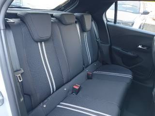 OPEL Corsa usata, con Touch screen